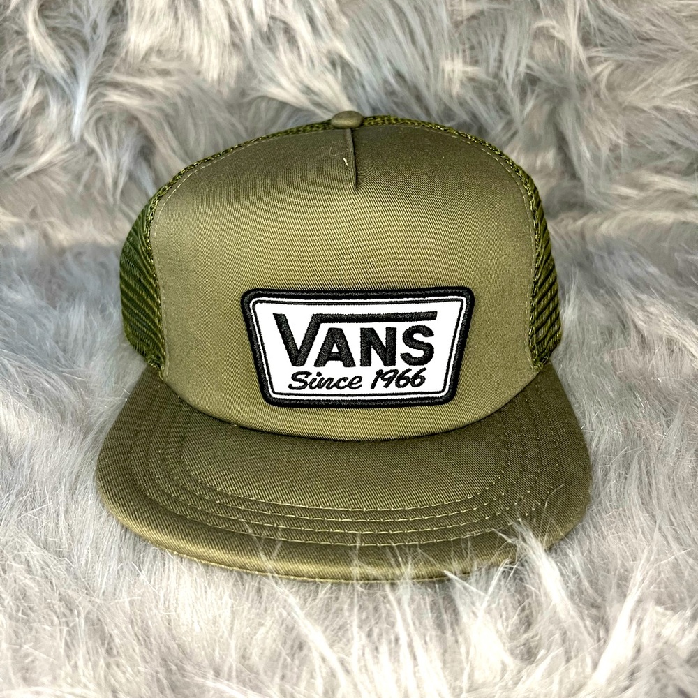 NEW! VANS Hat!